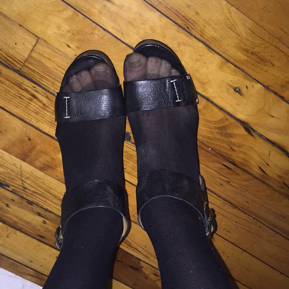 Nine West heels - Picture 2 of 4